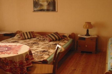 Polonia Privát Gębczyce, Esterno